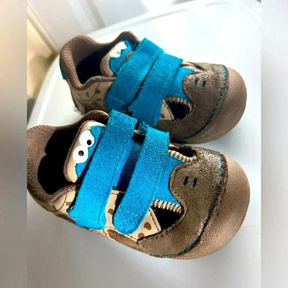 Stride Rite
Cookie Monster First Walker (Infant/Toddler),Cookie Monster 6W size - Picture 7 of 13